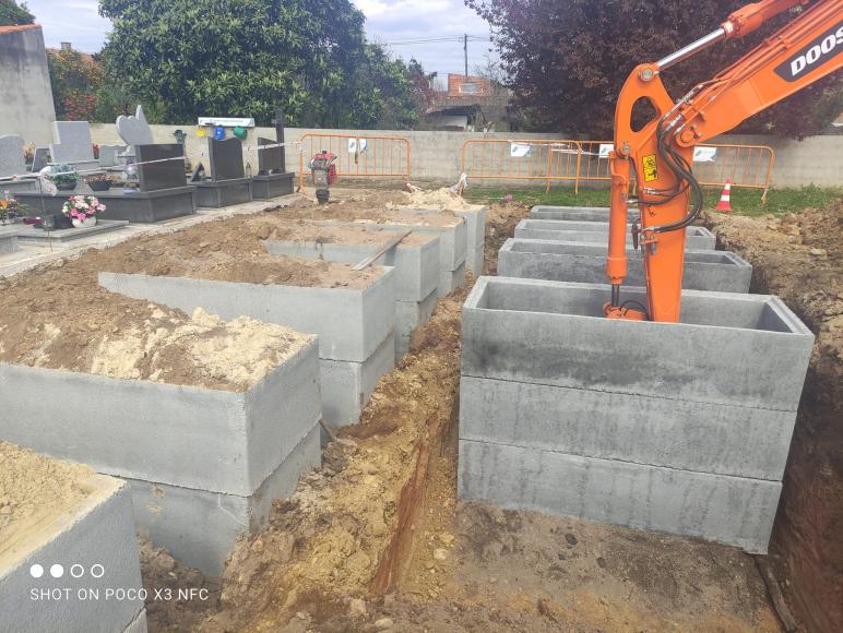 Construção de mais 25 sepulturas no cemitério de Travassô Construção de mais 25 sepulturas no cemitério de Travassô