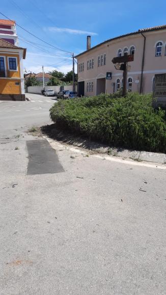 Continuam os trabalhos e melhoramentos por toda a Freguesia Continuam os trabalhos e melhoramentos por toda a Freguesia